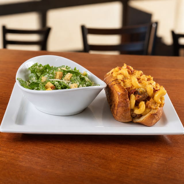 Mac n Cheese Brat.